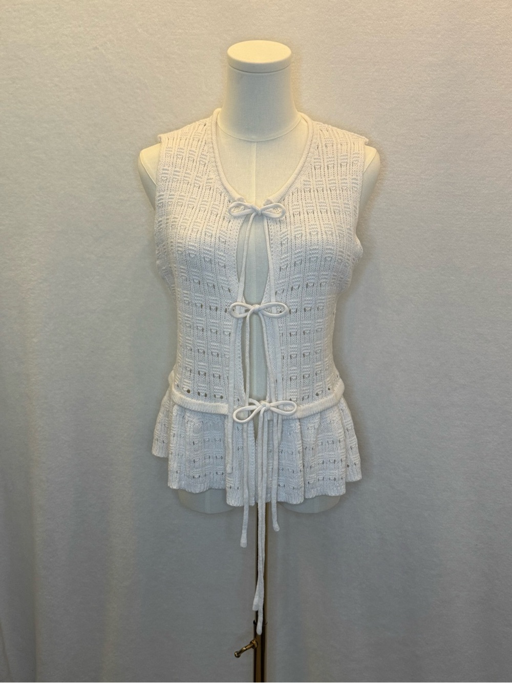 Adorable White Peplum Sweater Vest Bow Ties Cottagecore Boho Feminine Layering